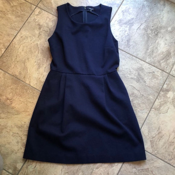 Madewell Dresses & Skirts - Madewell Navy Pleated Dress